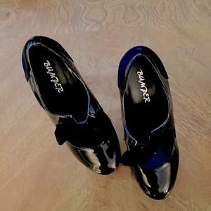 Bumper brand Black Patent leather (glossy) with bow & suede at heels